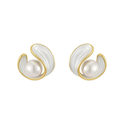 Lyxiga örhängen med zirconia i guld